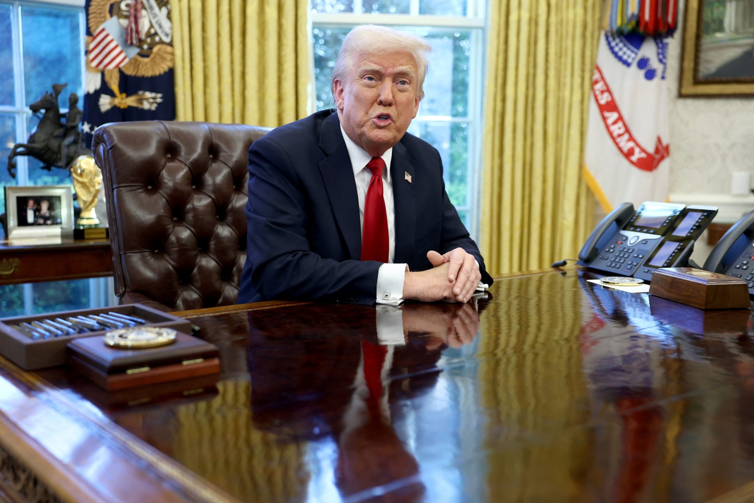 Trump impone impuesto automotriz del 25% y desata polémica mundial