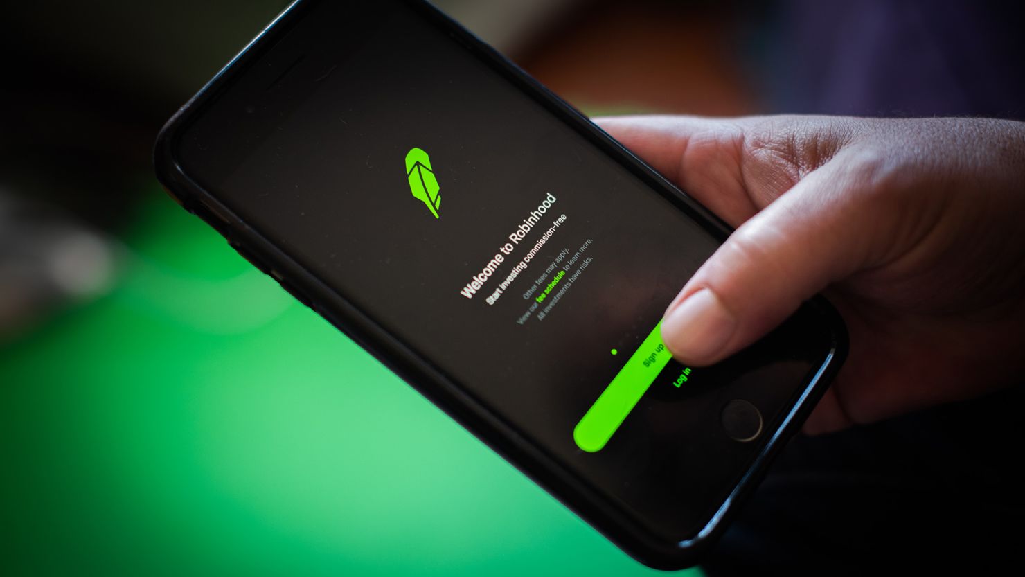 Massachusetts investiga a Robinhood por su plataforma de predicciones