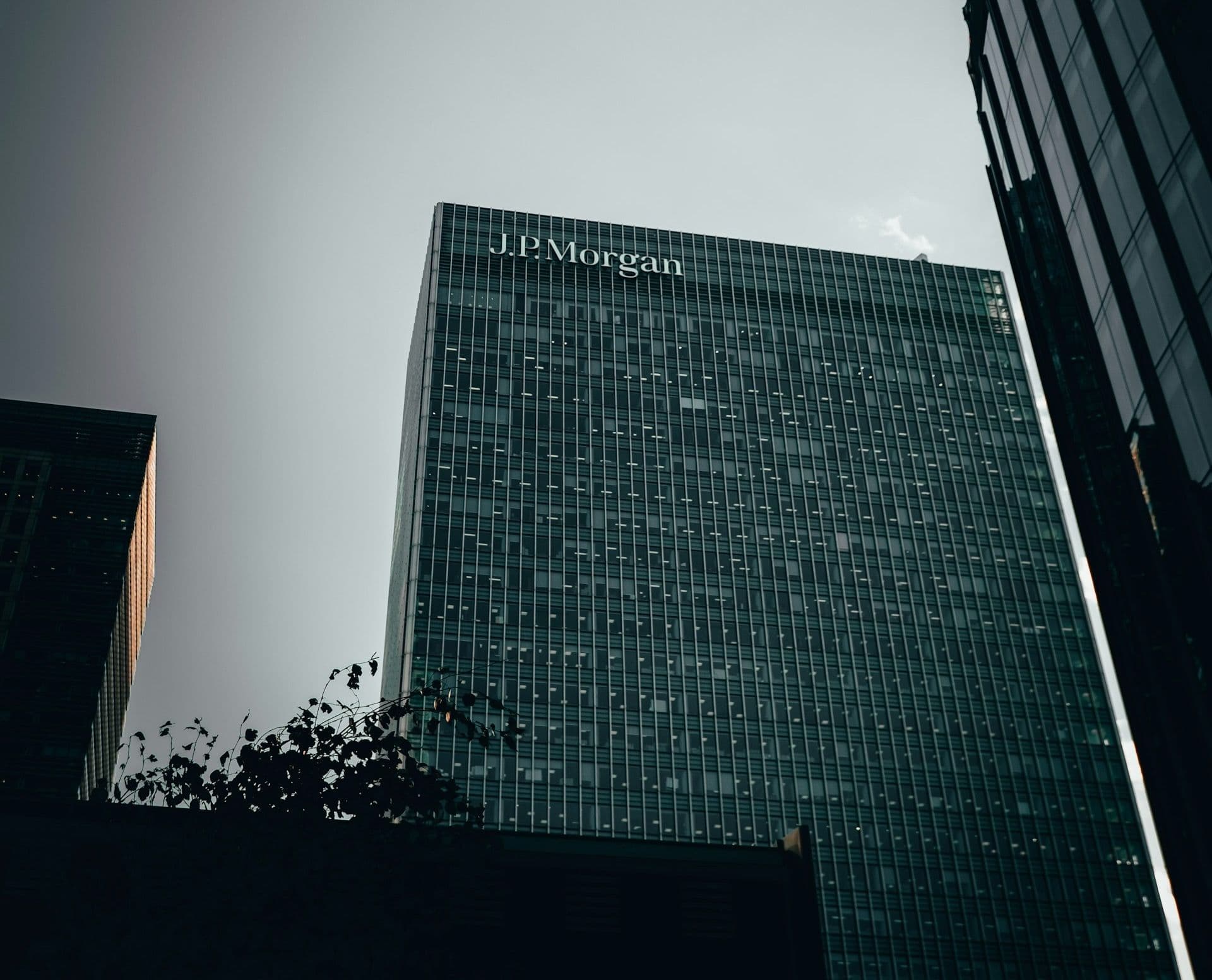J.P. Morgan Revoluciona el Blockchain Financiero con Nuevas Cuentas en Londres